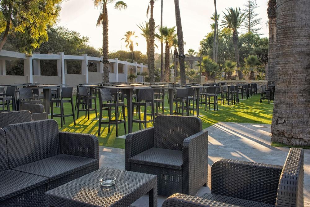 Garden Hotell 3*