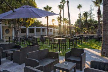 Garden Hotel 3*